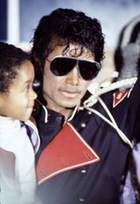 Michael Jackson at press conference 1983 New York OLD MUSIC PHOTO 1