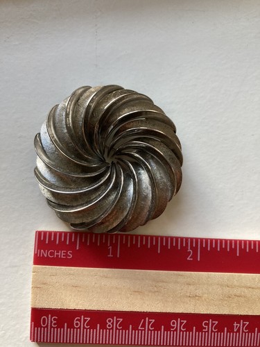 Vintage Brosche Anstecknadel silberfarben Wirbel Metall geätzt - Bild 2 von 5