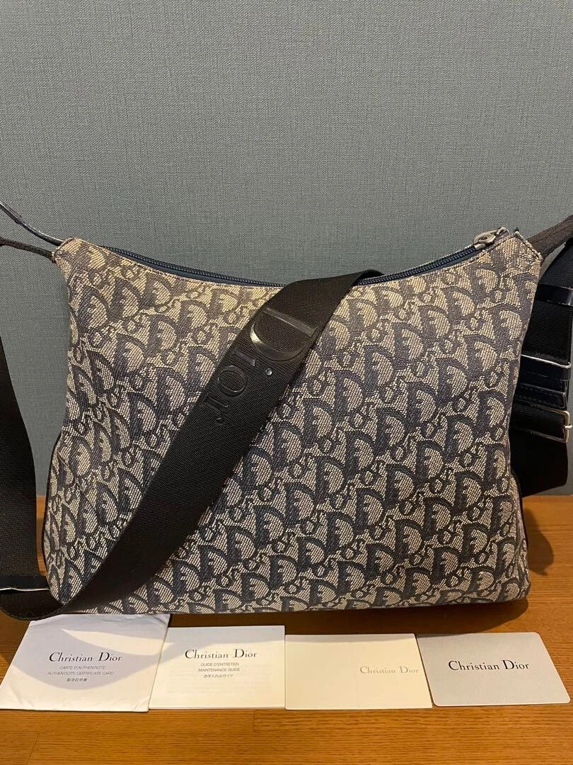 Sac bandoulière Christian Dior Trotter toile noir gris unisexe occasion avec défaut