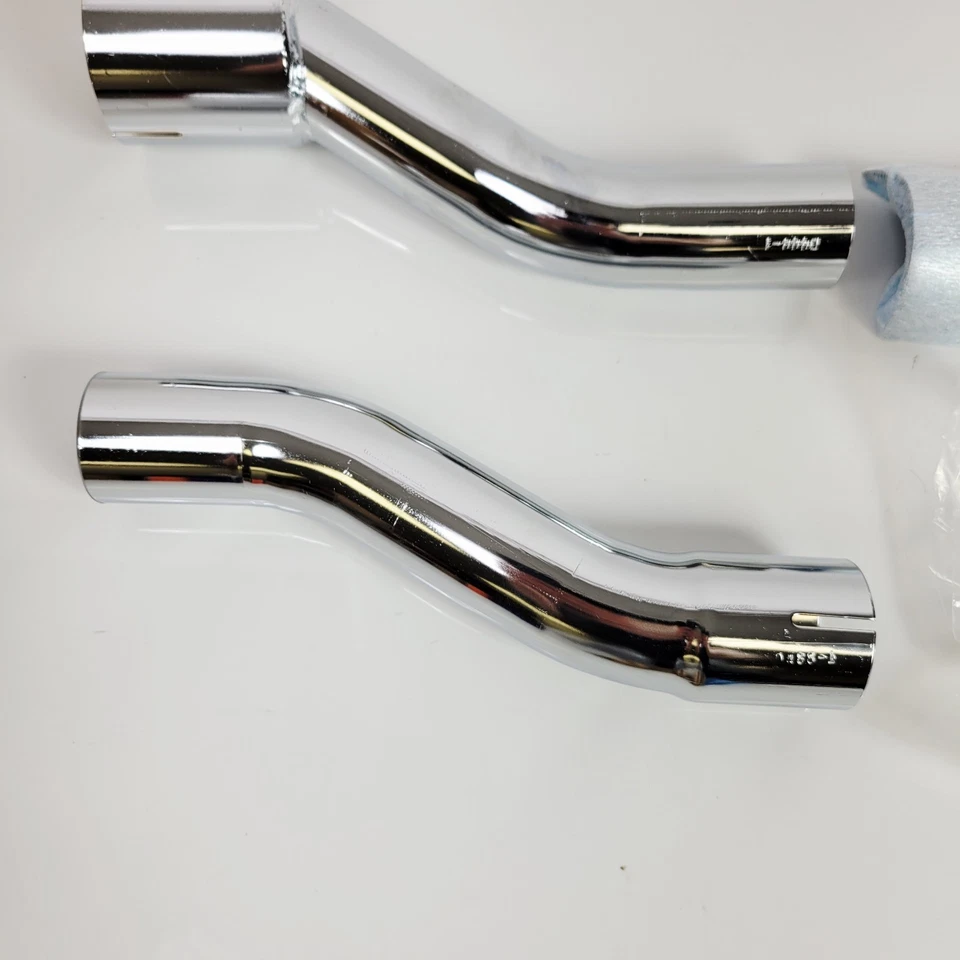 Vance & Hines 16784 Cromo Verdadero Doble Adaptador Kit Para Harley Tri-Glide 2017-2025 Foto 4 de 4