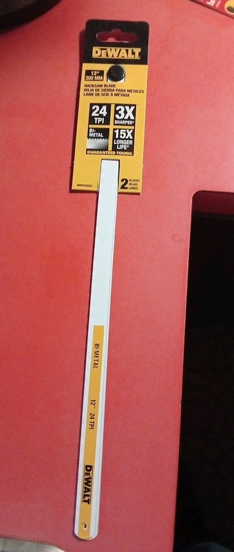 (2-Pk) Dewalt 24 TPI Hacksaw Blade DWHT20552 