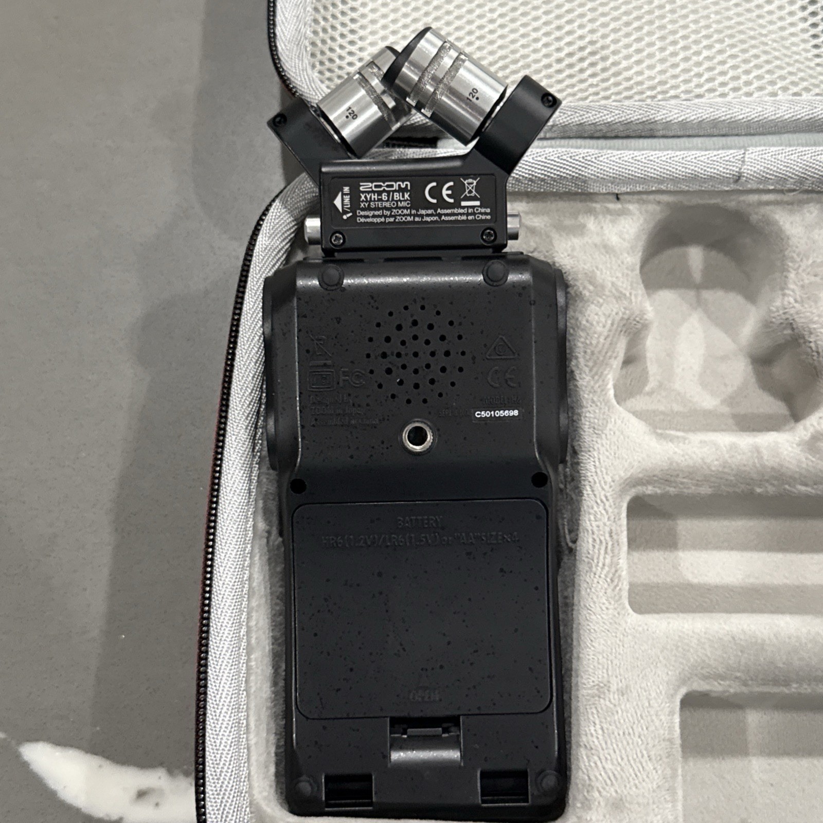 Zoom H6 6-Track Portable Digital Recorder