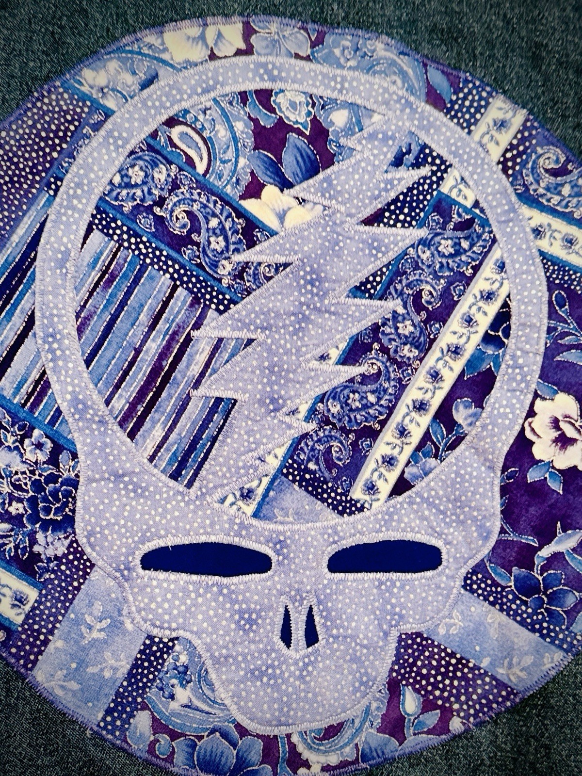 Vntg Grateful Dead Custom Patchwork Denim Jacket … - image 7