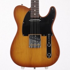 Fender American Performer Telecaster with RF, Honey Burst Finish [US19011953]