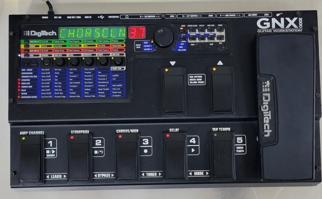 DIGITECH GNX3000 Guitar Pedal Workstation (TESTED/WORKING IN