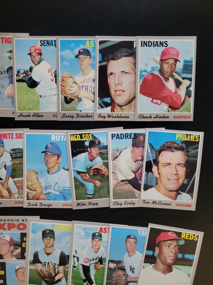 1970 Topps Baseball Cards - Very Sharp Higher Grade - EX to EXMT - Chuck Hinton - Image 3 of 4