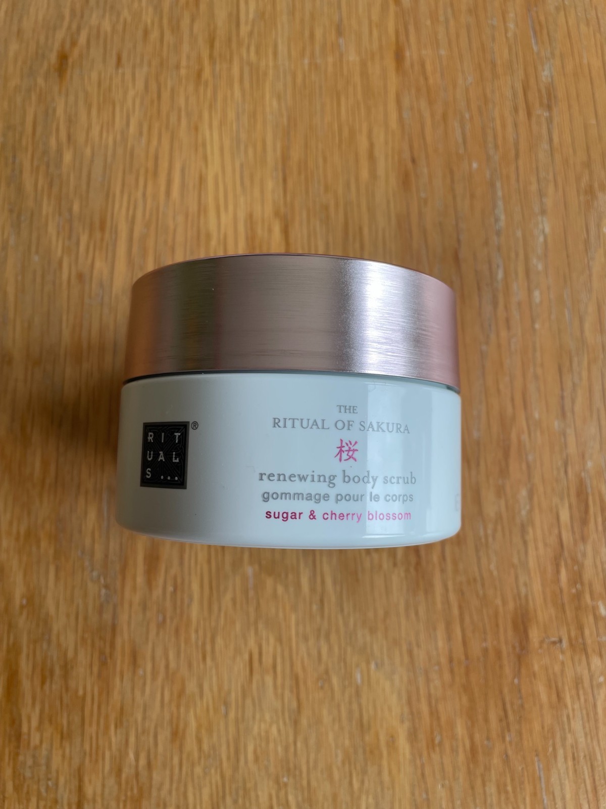 Rituals The Ritual Of Sakura Renewing Body Scrub Sugar & Cherry Blossom 250G - Image 2