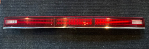 Nice OEM 90-94 Town Car Rear Center Tail Light Bar Reverse Lens ...