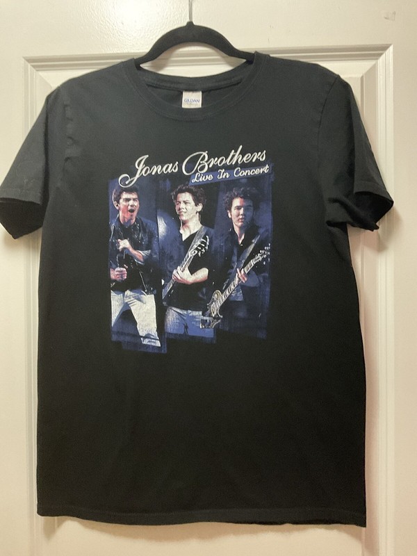 2010 Jonas Brothers Concert Tour T Shirt Adult M Small Black Nick Jonas Music