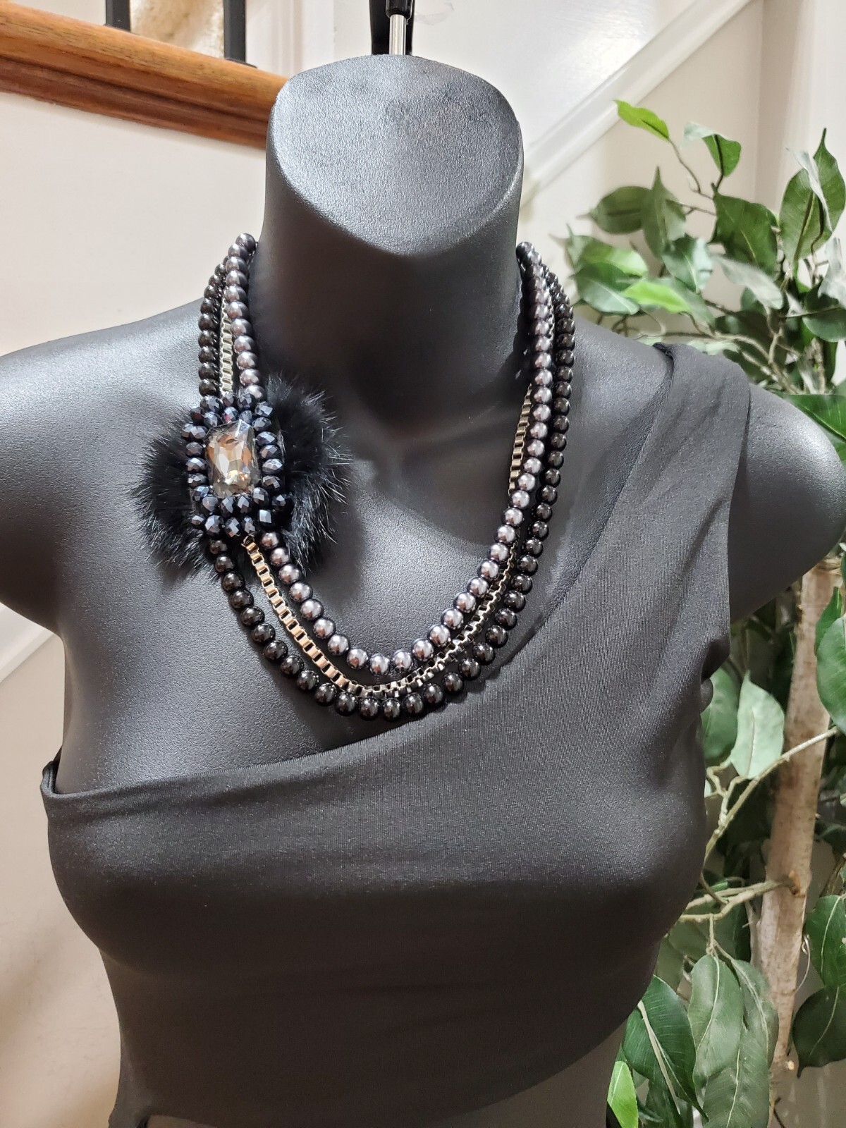 Women's Solid Black Polyester One Shoulder Off Ca… - image 2