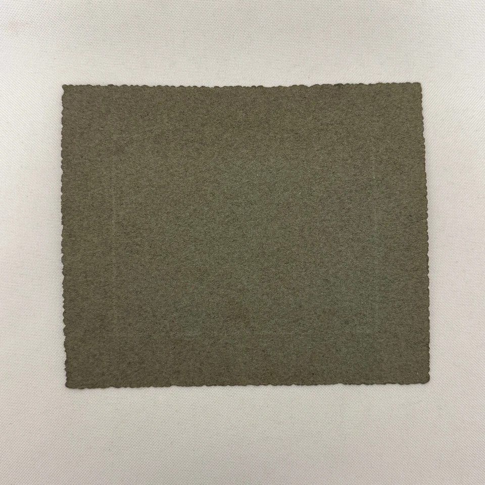 Fotografía vintage de personas con coche de automóvil temprano Foto 3 de 4