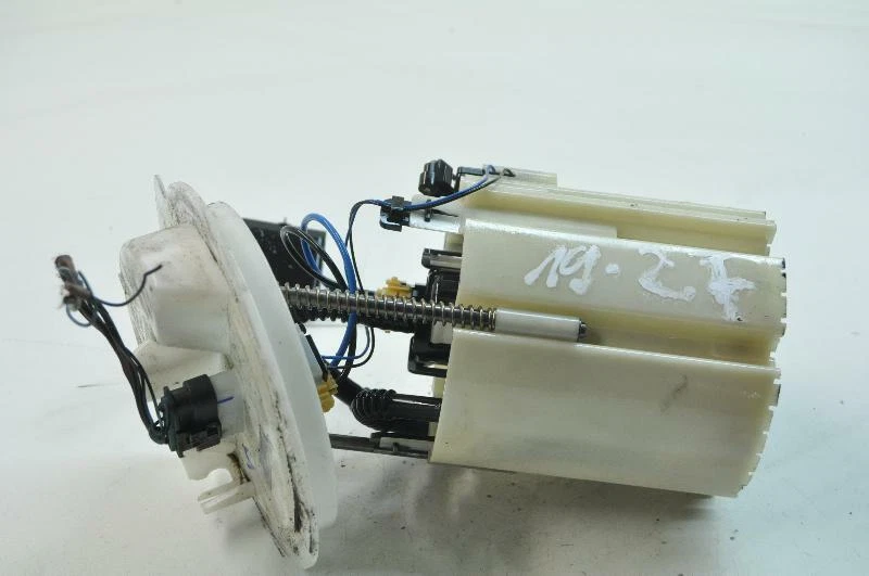 MERCEDES W204 C250 CDI 2010 RHD In Tank Fuel Pump Sending Unit 