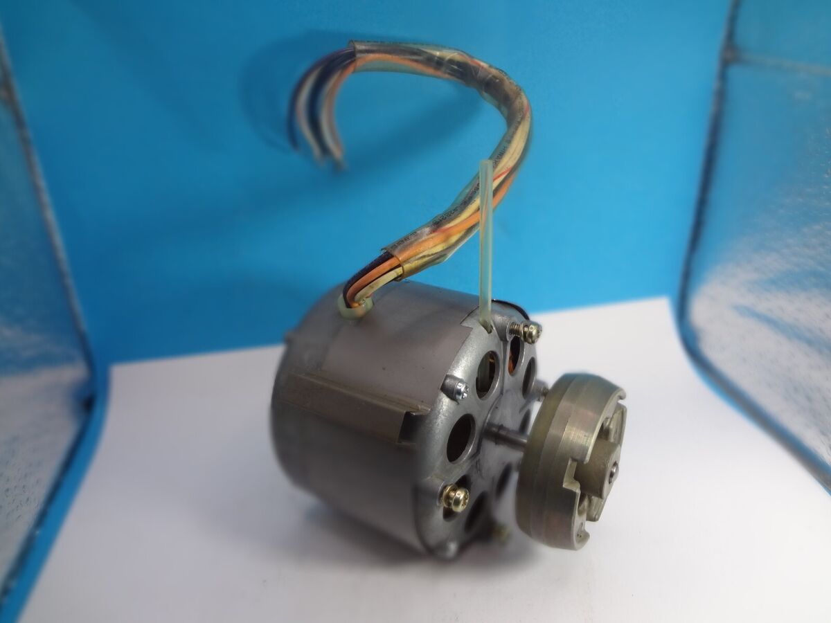 Sony TC-765 Reel To Reel Motor Capstan ( M901 ) IC-624G Sony TC-765 Reel To Reel Motor Capstan ( M901 ) IC-624G