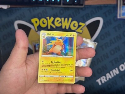 Pokémon TCG Evolving Skies Raichu 050/203 Holo Rare