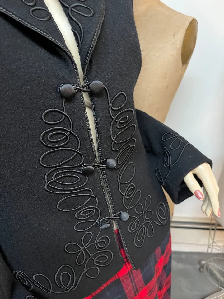 Jaqueta bordada RARA PRETA vintage J Peterman tirolesa pergaminho tamanho 6 busto 36 - Imagem 3 de 4