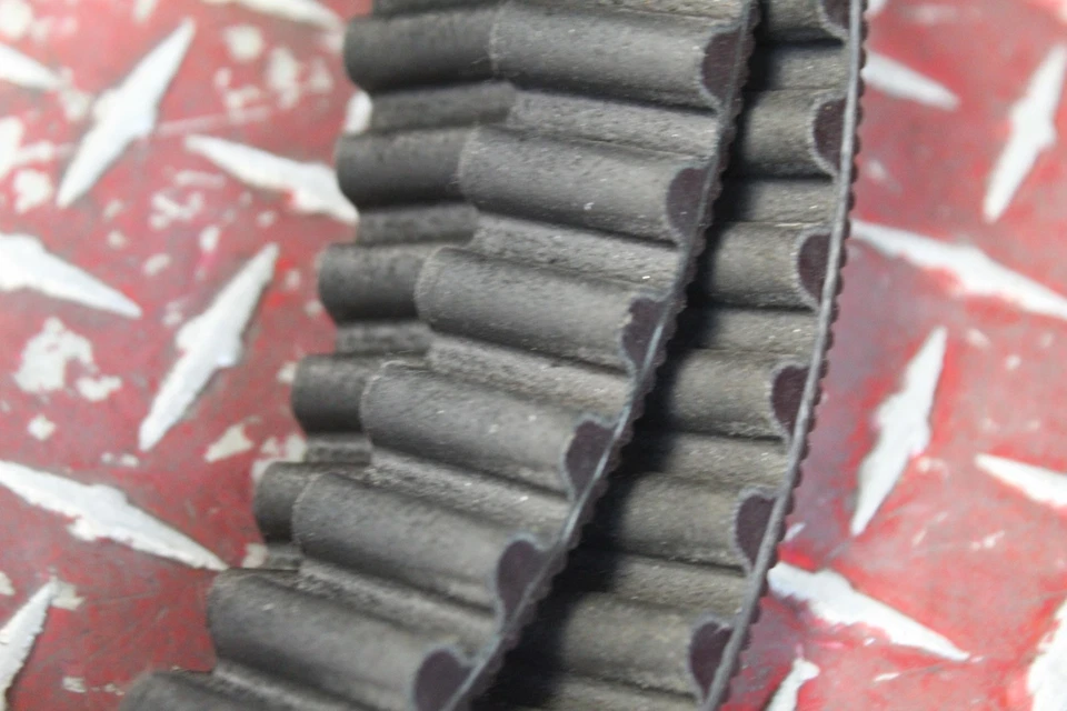 Harley Davidson Sportster 883 1200 2007-2020 correa de transmisión trasera 40591-07 137T DND Foto 4 de 4