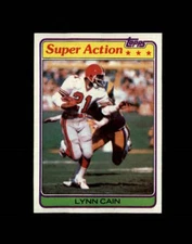 1981 Topps Football #073 Lynn Cain STARX 9 MINT  CS63861