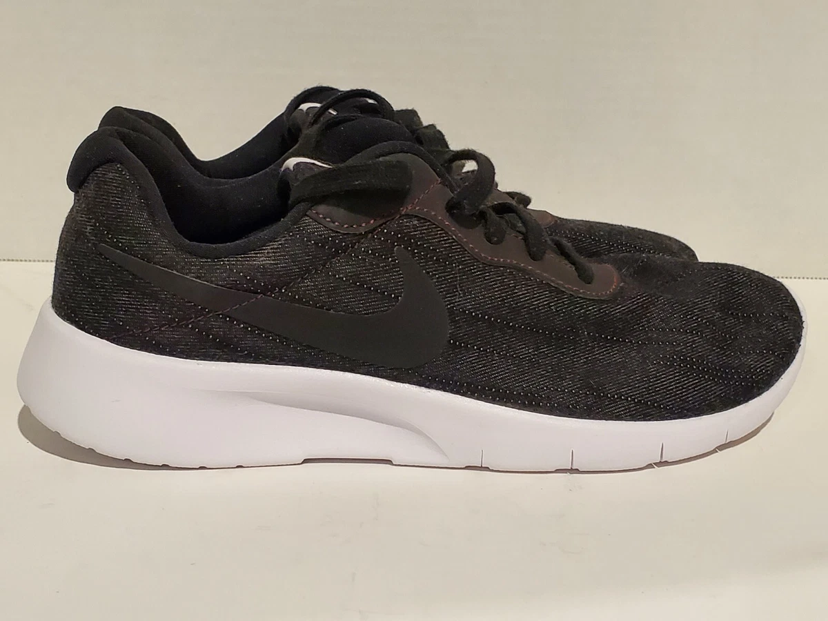 Nike Tanjun SE Grade School 859613 003 Athletic Shoes Clean SIZE