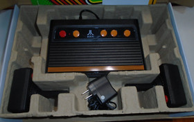 ATARI FLASHBACK 4 Classic Game Console SPECIAL EDITION with 76 Games