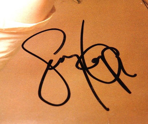 PATTI SMITH GROUP ~ EASTER ~ HAND SIGNED UK 1ST PRESS VINYL LP ~ UACC DEALER - Picture 4 of 12