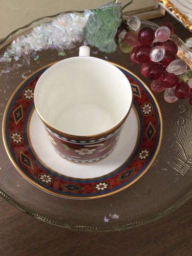 Contrasts from the Mintons Archives Cup &Saucer Frankenia Red,1990 Royal Doulton - Picture 8 of 12