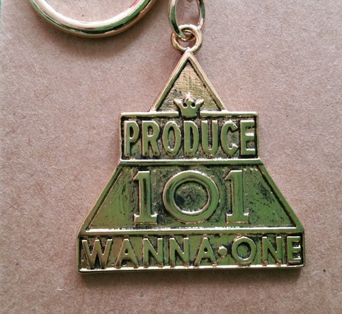 WANNA ONE Produce 101 Tin Key Ring Key Chain WANNA ONE Key Ring K POP - Picture 4 of 6