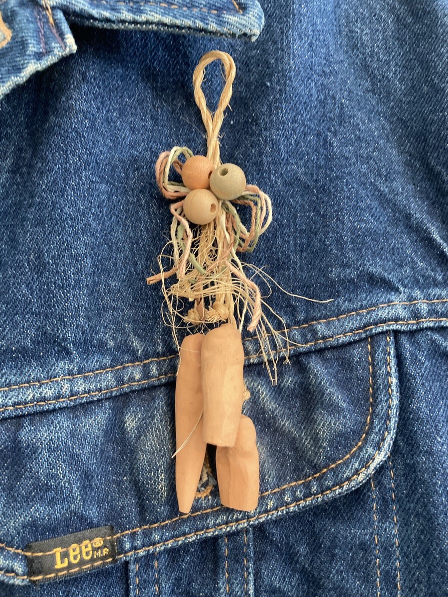 Vtg LEE Hand Painted Southwestern Design Denim Jacket Size 44 Long