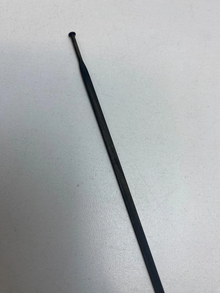 Rueda delantera MAVIC Cosmic Carbone Bladed 2004+ NEGRA 291mm 32390301 nueva Foto 2 de 3