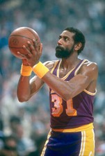Spencer Haywood of the Los Angeles Lakers Basketball 1980 Photo 2