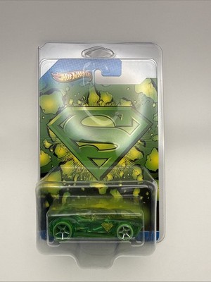 2012 Hot Wheels Superman Phastasm Chase Kryptonite Green W/Protecto Cover A1