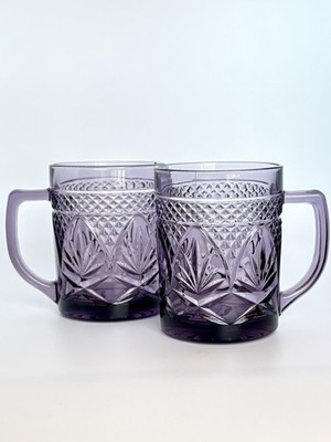 2 vintage Cristal D'Arques Durand Luminarc mugs. Amethyst. Vintage pattern.