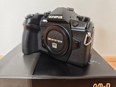 OLYMPUS OM D E M1 Mark II Micro Four Thirds Mirrorless Camera