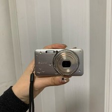 Sony Cyber Shot DSC-W570D Digital Camera 16.1 MP 5x Optical Zoom Blink Detection