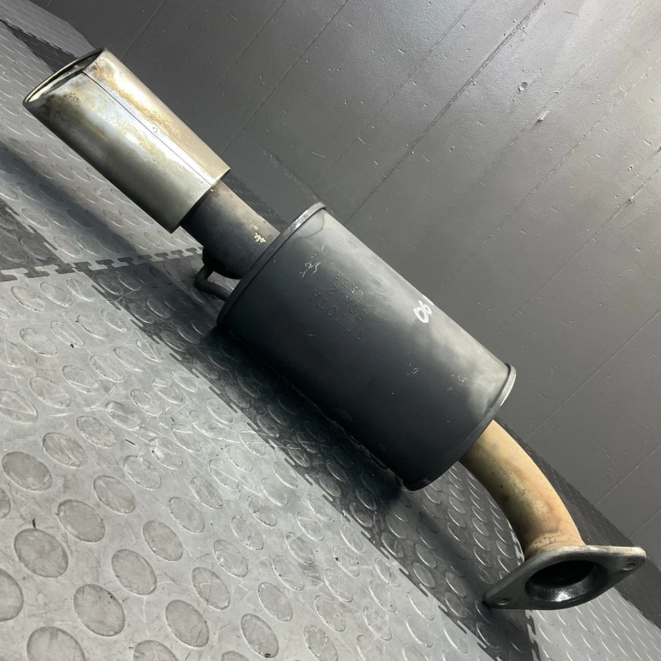 Conjunto de silenciador de escape trasero Lexus RX 330 2004-2006 OEM Foto 4 de 4