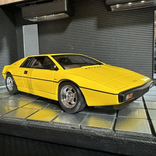LOTUS ESPRIT TYPE 79 Vert AUTOART 1:43