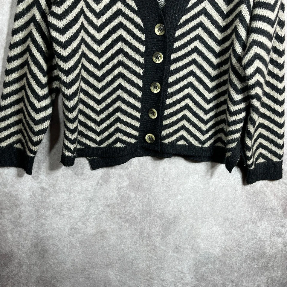 LUSH Cardigan Sweater Womens Large Black Oatmeal Chevron Knit Button Front - Image 3 of 4