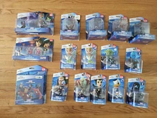 Disney Infinity 2.0 LOT of 16 Character Figure Play Sets Display Album READ 