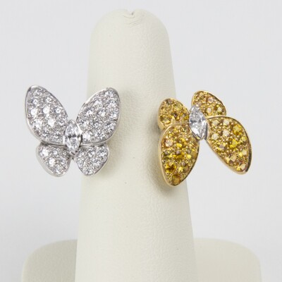 18kt White Gold Two Butterfly Between the Finger ring