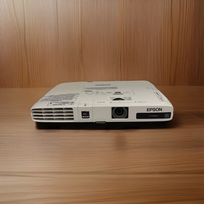 Epson PowerLite 1776W H476A Tri-LCD Projector w/Cables & Case *Unk