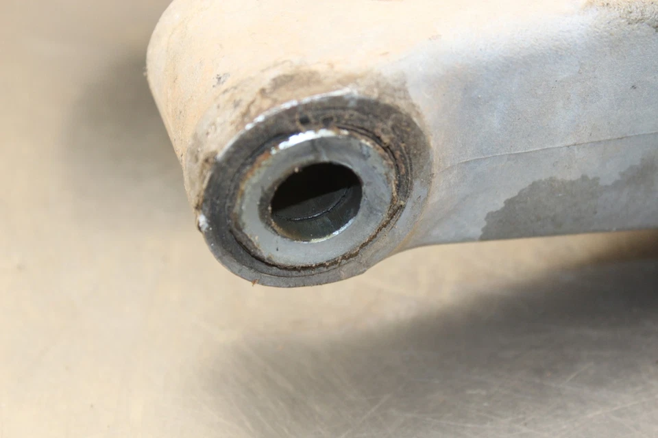 2001 Suzuki RM250 SWINGARM SWING ARM SUSPENSION O918 - Image 3 of 4