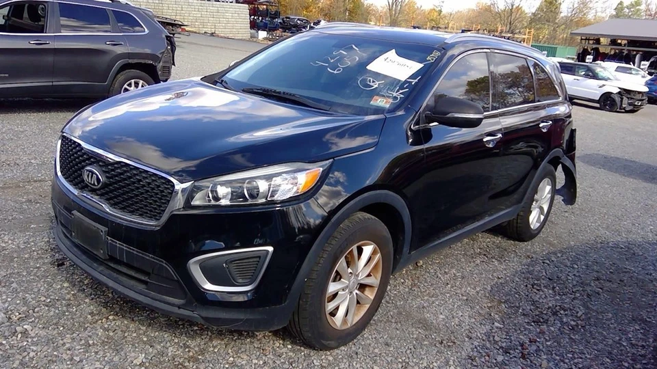 Used Rear Spoiler fits: 2018 Kia Sorento high mounted stop lamp Rear Grade A Foto 2 de 4