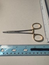 Needle Holder 5" With Tungsten Carbide Inserts, Gold Handle by CyanMed/Germany