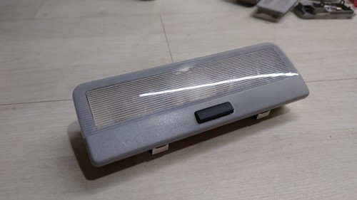 BMW 5er E39 Innenleuchte Leseleuchte Innenbeleuchtung Lampe Licht Himmel 8363265