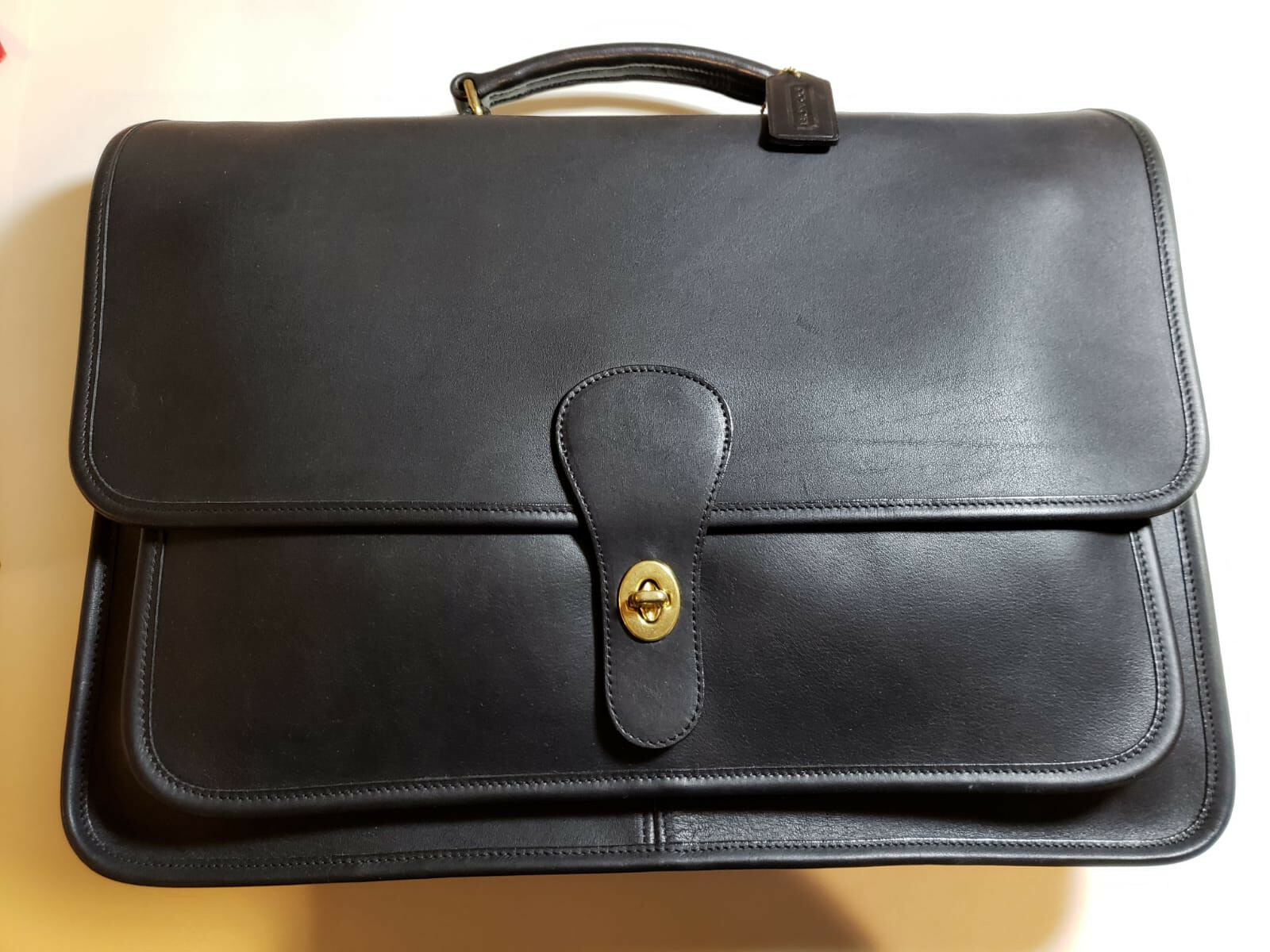 Купить Slightly Used COACH Metropolitan 