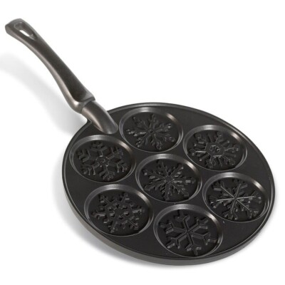 Nordic Ware Seven 3   Aluminiumguss fallende Schneeflocken Mini Pfannkuchen Pfanne - 23,5 cm