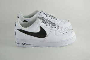 nike air force etichetta