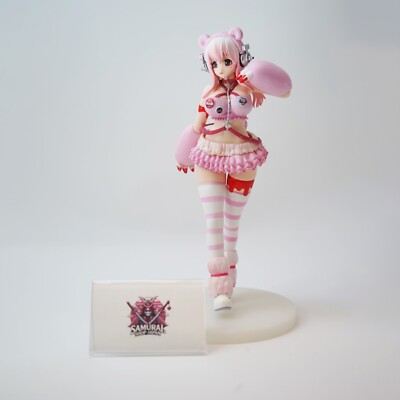 TAITO Gloomy Bear GRG Grid Girl Super Sonico Race Queen Figure