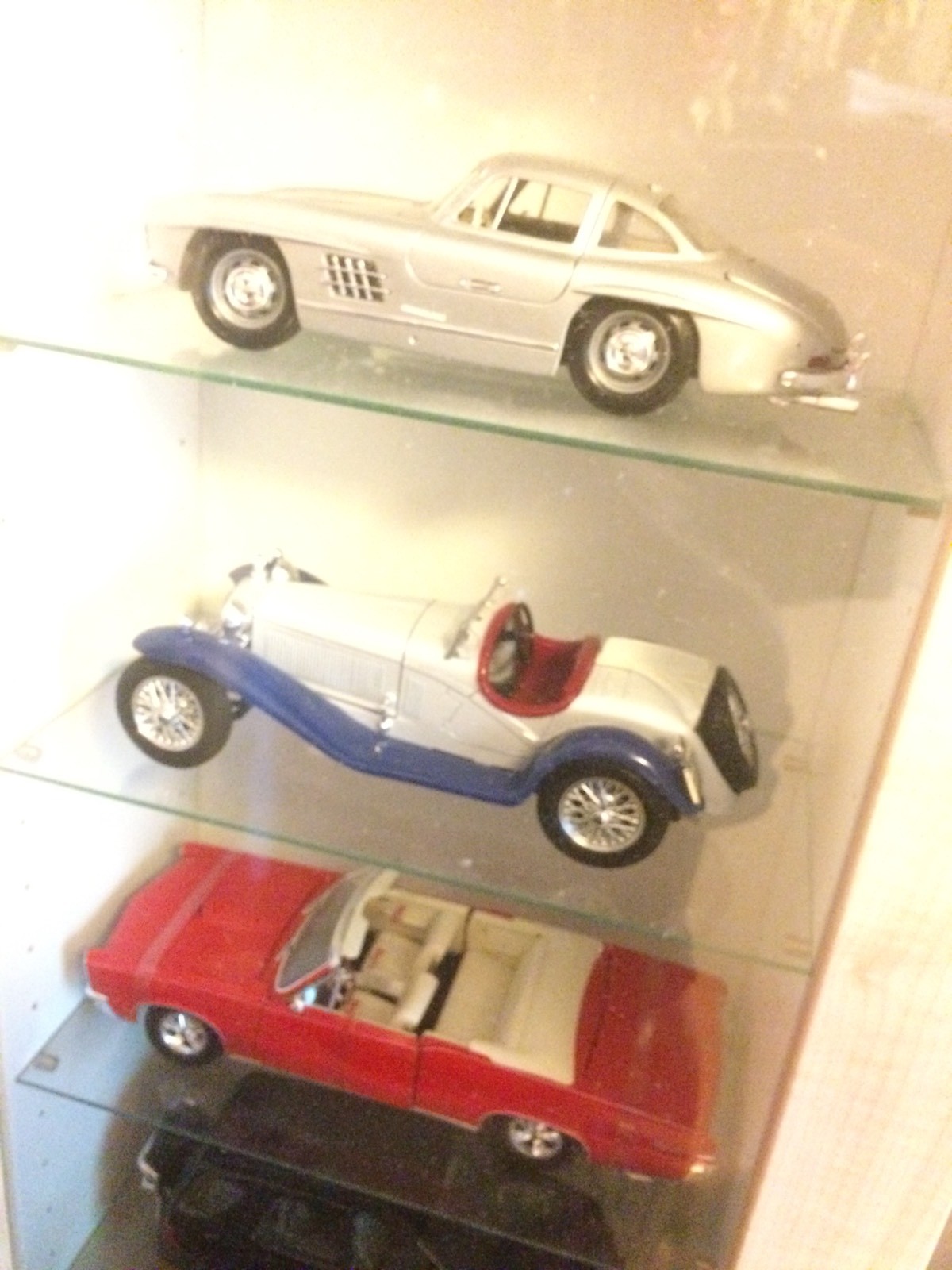 Picture 2 of 4