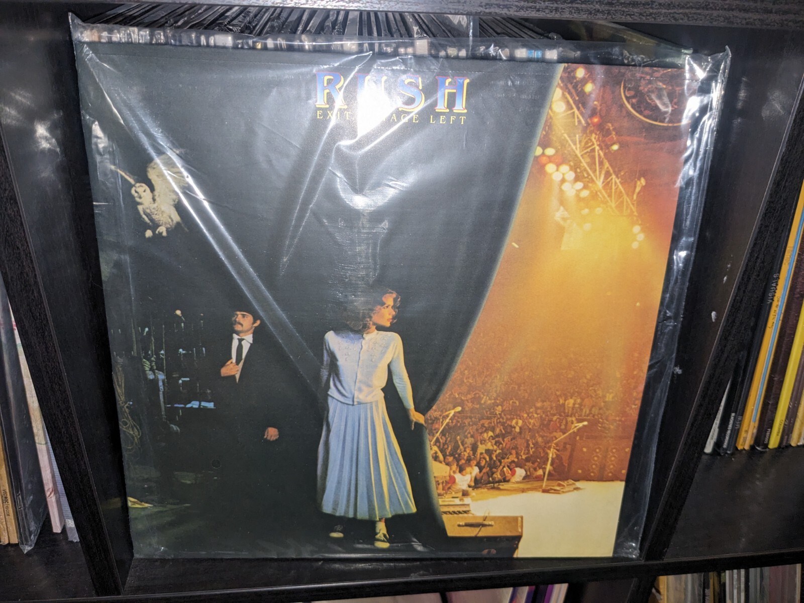 Спешите - СЛЕВА НА ВЫХОДЕ СО СЦЕНЫ - 180-граммовая виниловая пластинка, переиздание 2015 года - НОВАЯ И ЗАПЕЧАТАННАЯ! Редкость!!