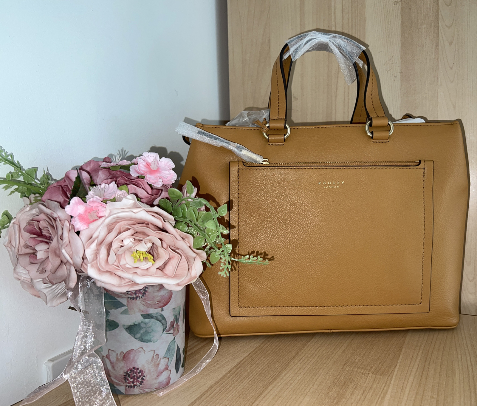 NEW RADLEY SUNNY DENE LEATHER LARGE Tan  MULTIWAY BAG & DUSTBAG BNWT RRP 239